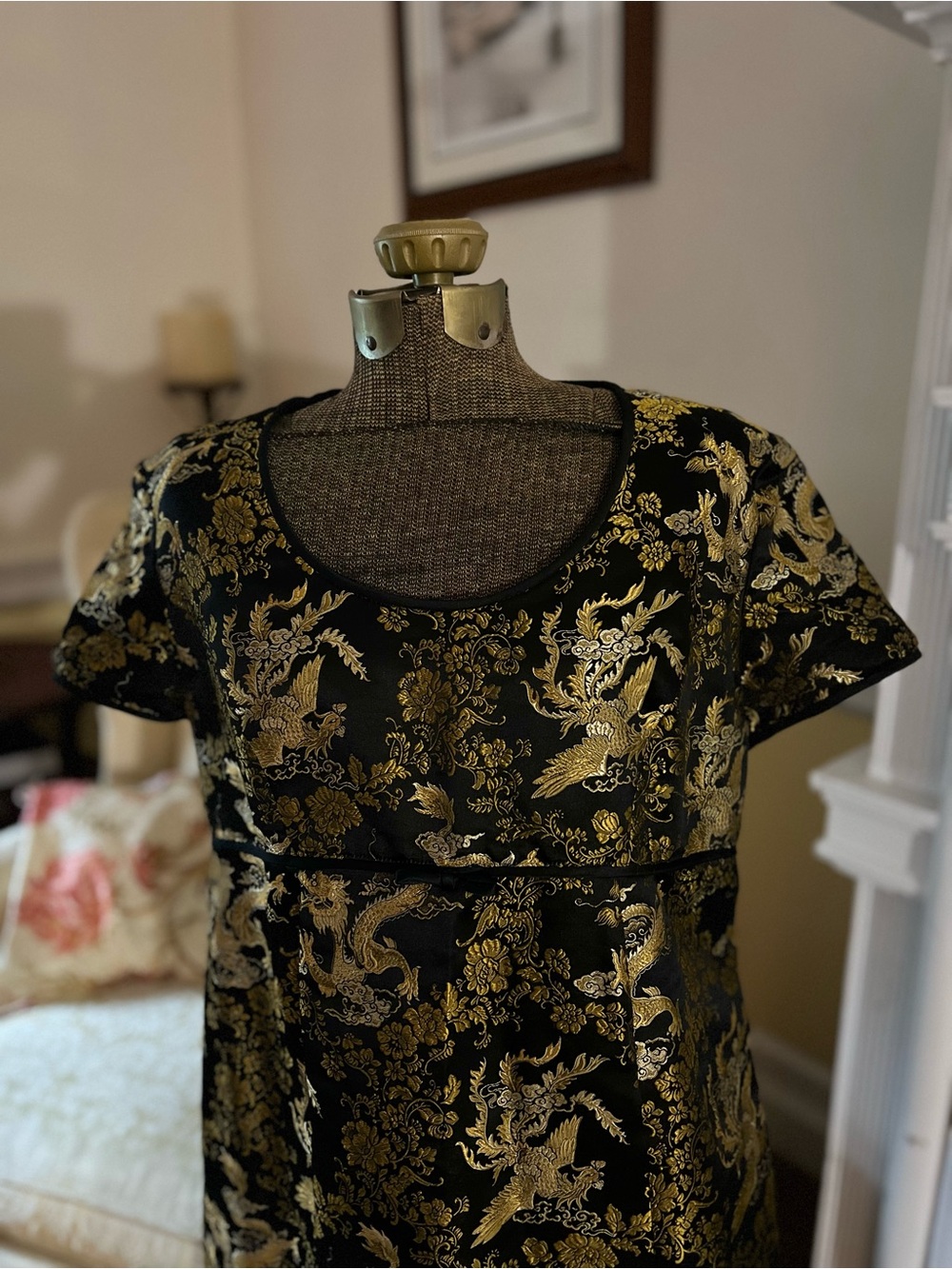 Black Gold Metallic Brocade Dragon Birds Cocktail Dress Vintage Mimi Maternity - Picture 8 of 12